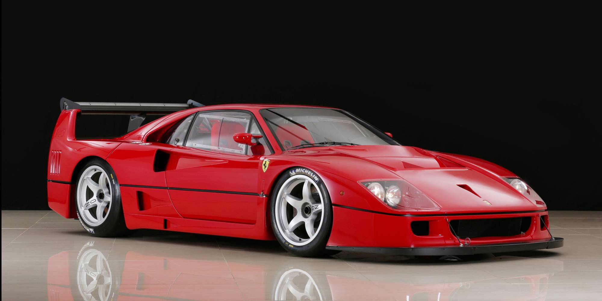 1/64 フェラーリ F40 LM