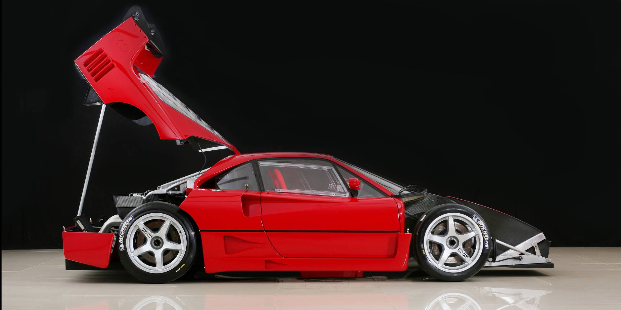 1994年式 フェラーリ F40 LM|ビンゴスポーツ/希少車、 絶版車