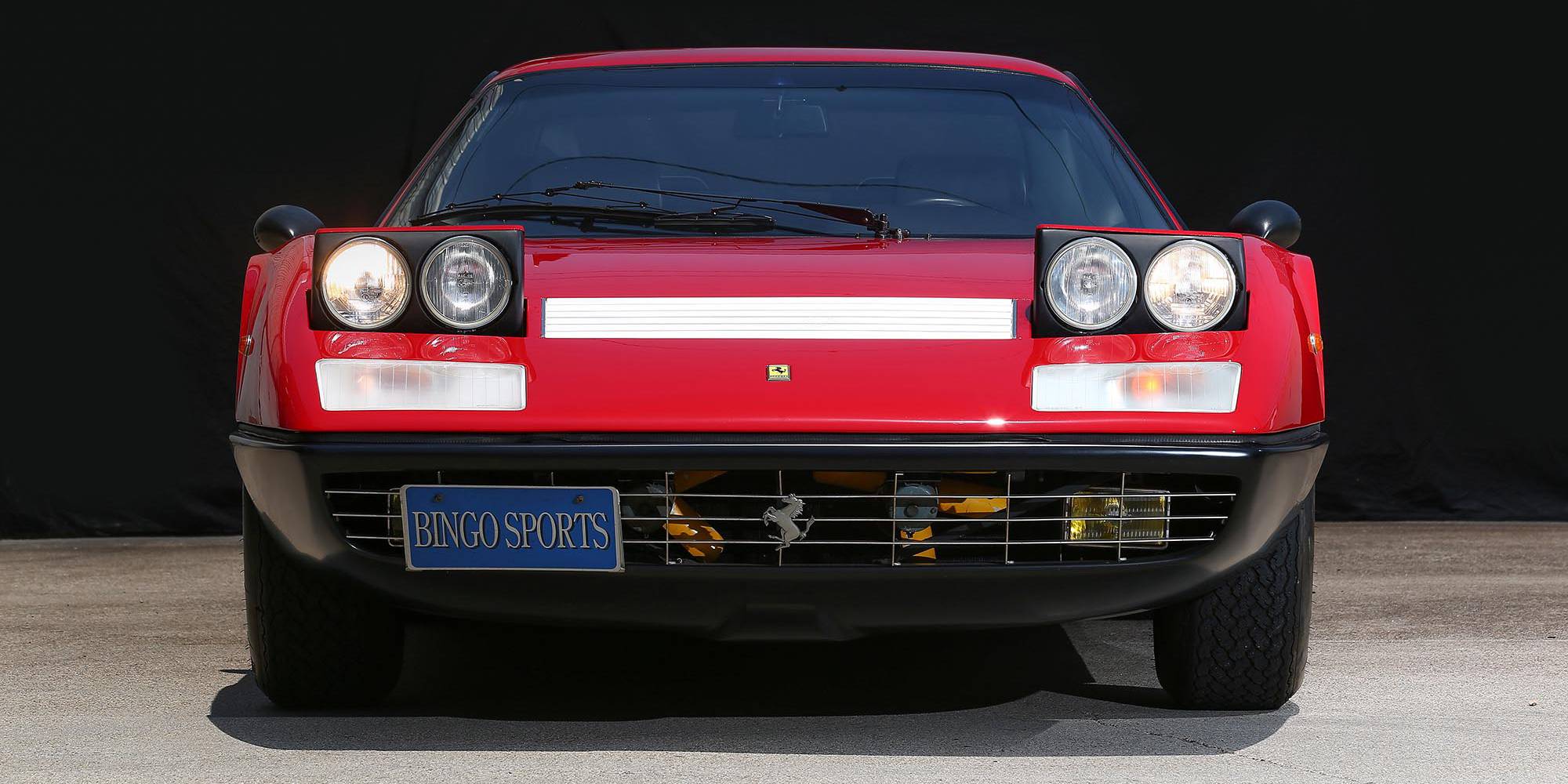 4年保証』 1975年 USA 70s vintage 洋書雑誌記事 額装品 Ferrari フェラーリ 365GT4BB 検索用 店舗 ガレージ  看板 ディスプレイ 装飾 A4size