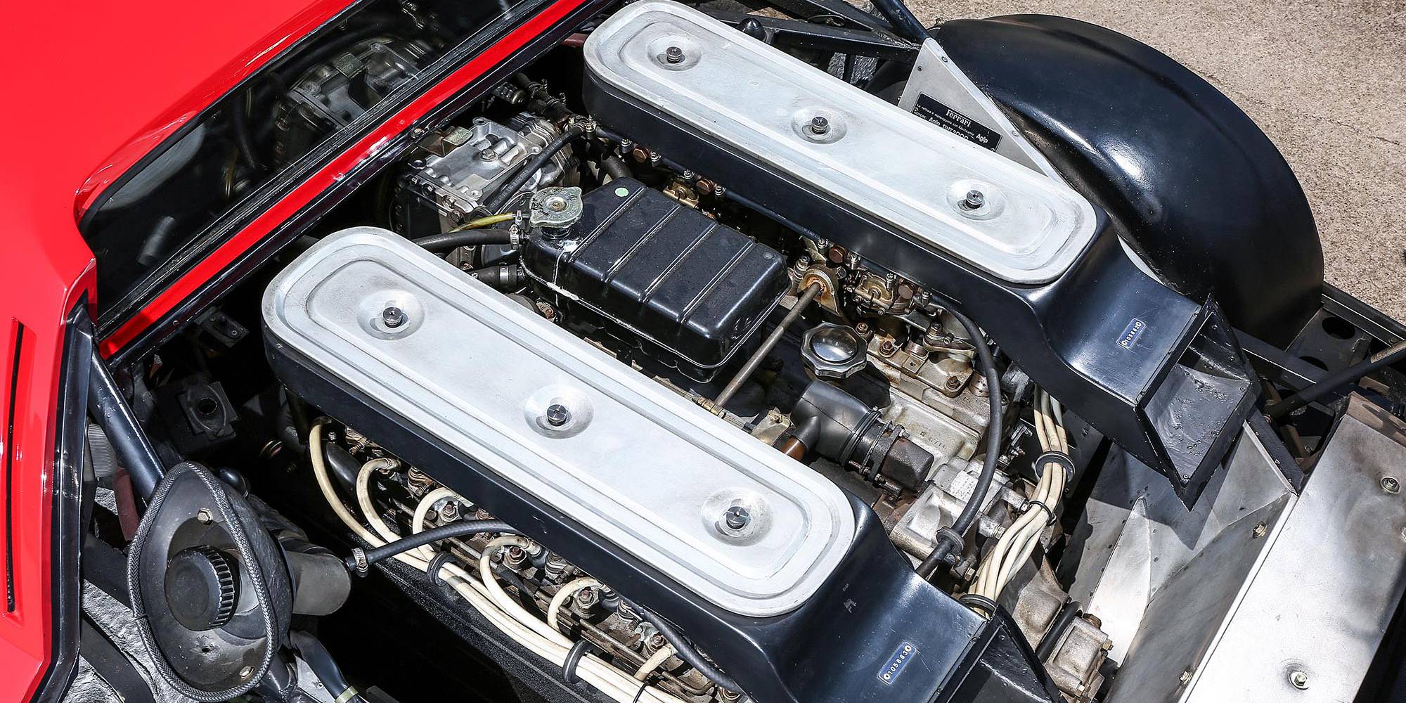 オールドタイマ車エンジン専門サ-ビス-フエラリ-ターボ-エンジン制作