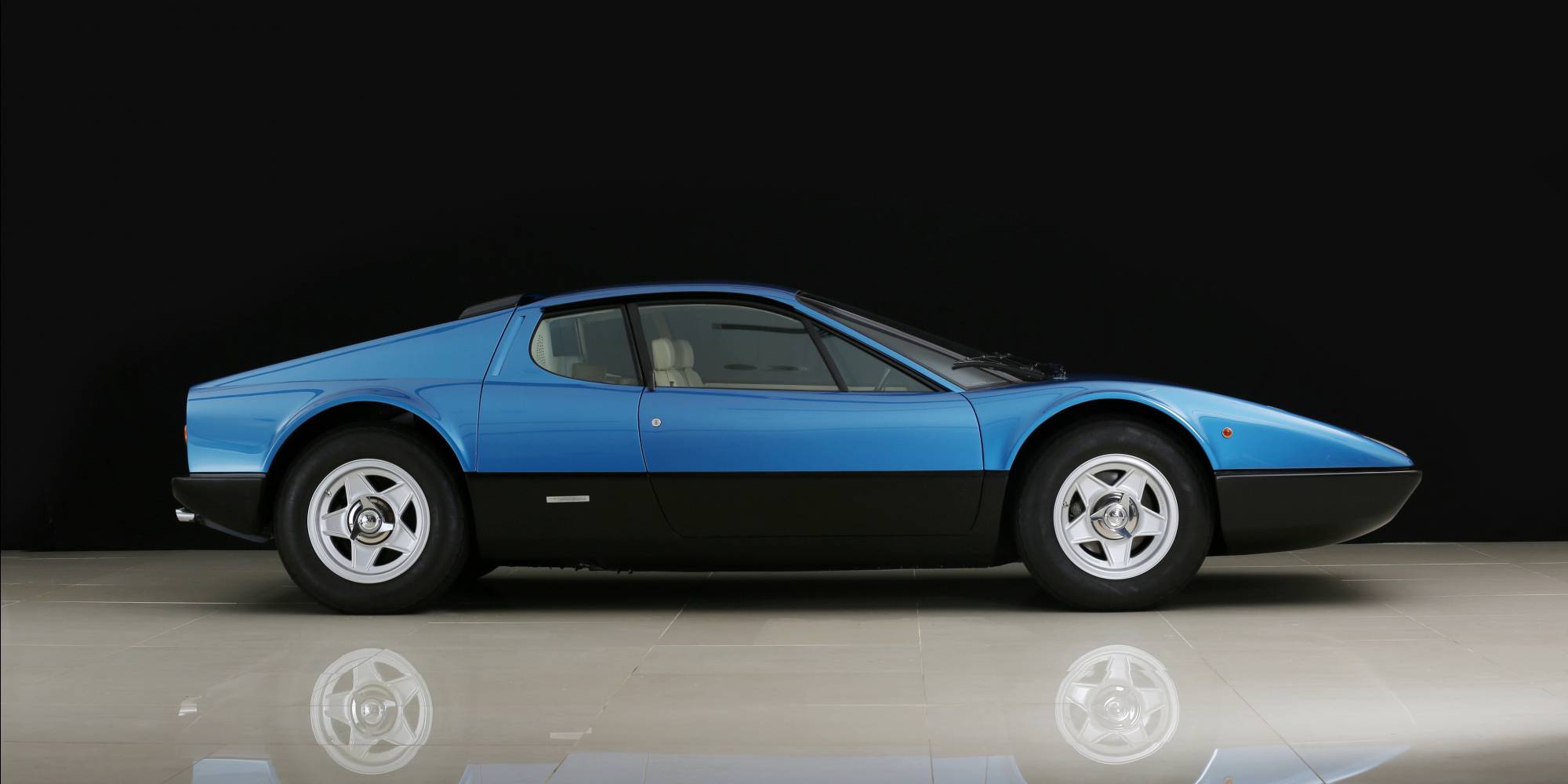 趣味・スポーツ・実用 The engine Ferrari 365 GT/4 BB image_14270008084391_comp.jpg