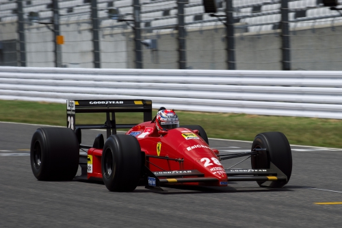 蘇った鈴鹿優勝F1マシン - フェラーリ F187 part1|ビンゴ 蘇った鈴鹿優勝F1マシン - フェラーリ F187 part1|ビンゴ