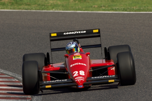 蘇った鈴鹿優勝F1マシン - フェラーリ F187 part 2|ビンゴ 蘇った鈴鹿優勝F1マシン - フェラーリ F187 part 2|ビンゴ